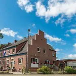 Zollhoes Zoek De Grens Op! * Barenfleer