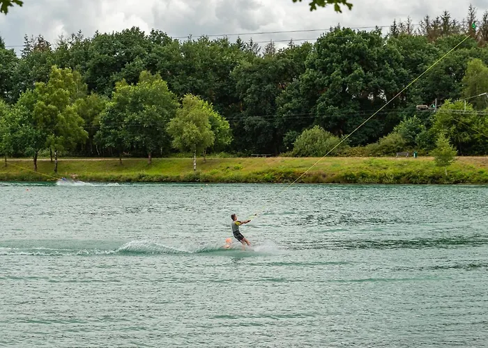 Zollhoes Zoek De Grens Op! *